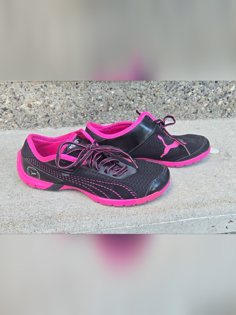 Puma Black and Pink Low-Profile Athletic Sneakers Size 6